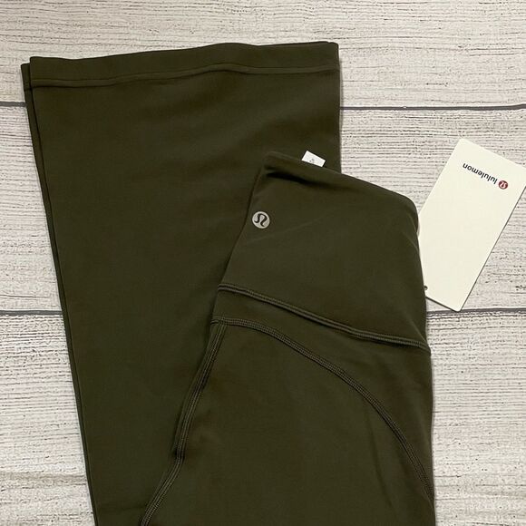 NWT Lululemon Groove Super-High-Rise Flared Pant Nulu ARMY GREEN OLIVE Size 4